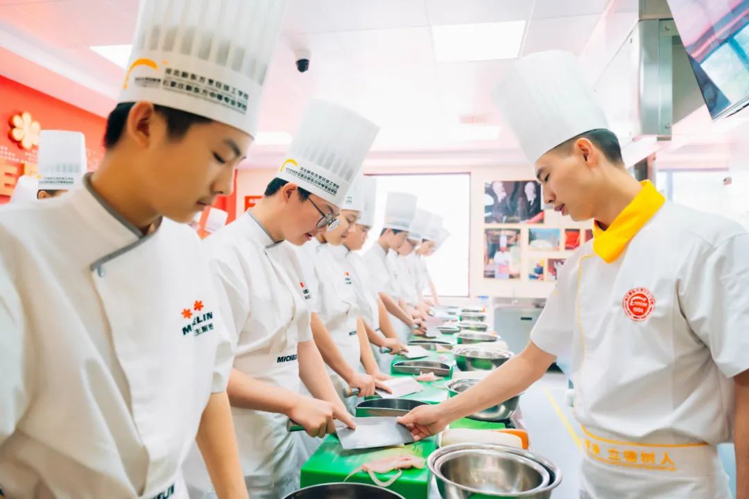 单招过后择业新思路 | 掌握烹饪技艺开启职业新篇章