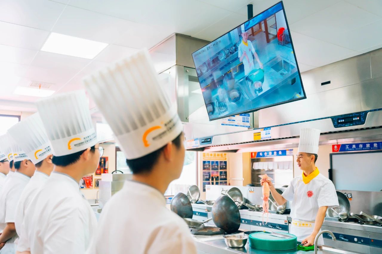 高考单招类烹饪学校200多分能报考吗