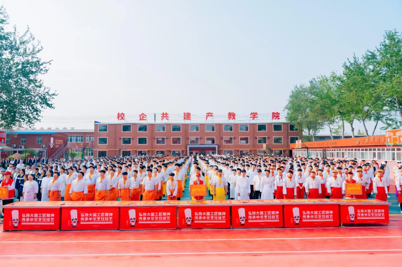 拒绝白色垃圾，创建绿色校园丨河北新东方全校总动员，争做校园环保先锋！